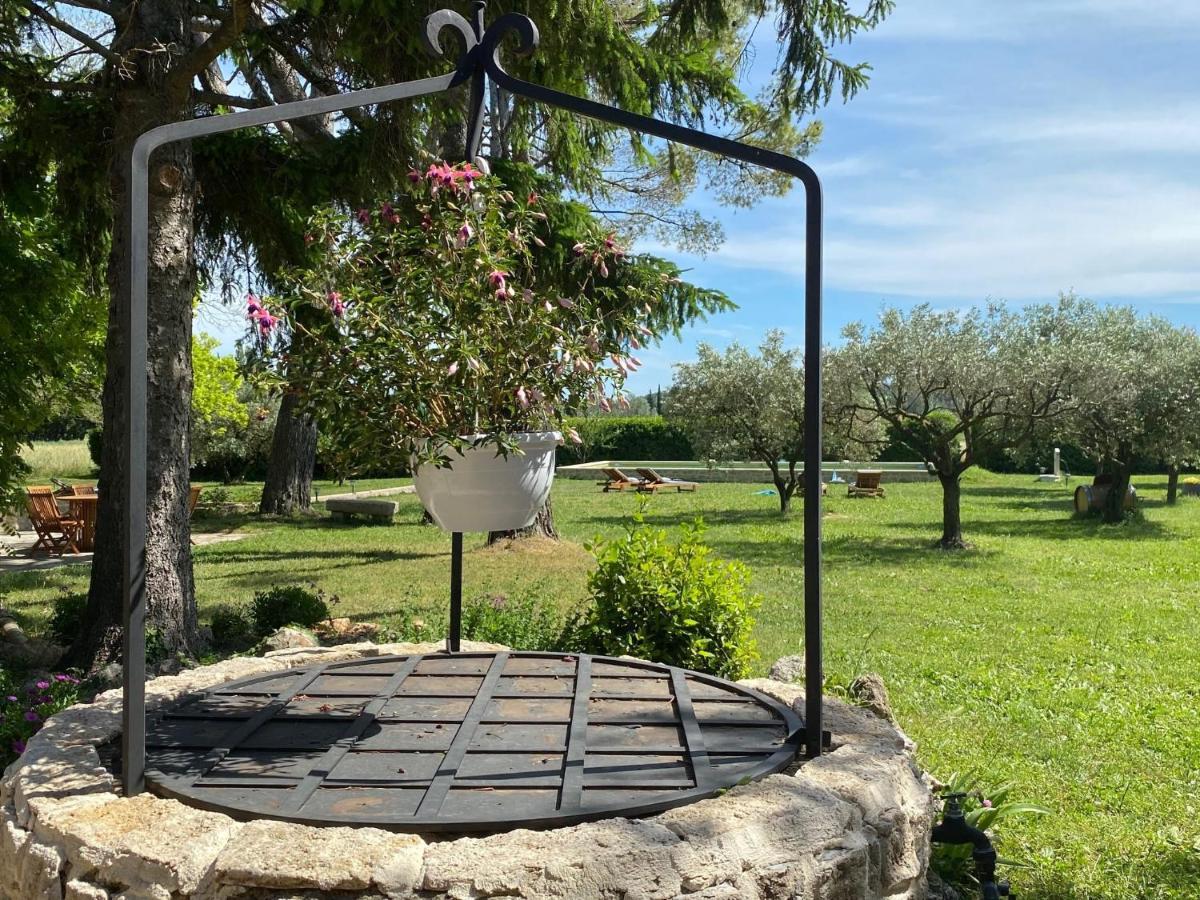 Desir De Provence Acomodação com café da manhã Sarrians Exterior foto